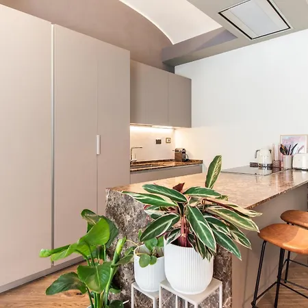 Apartment In The Cloud -