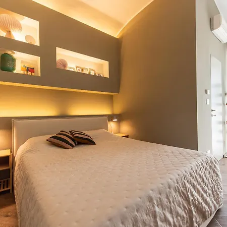 Apartment In The Cloud - *